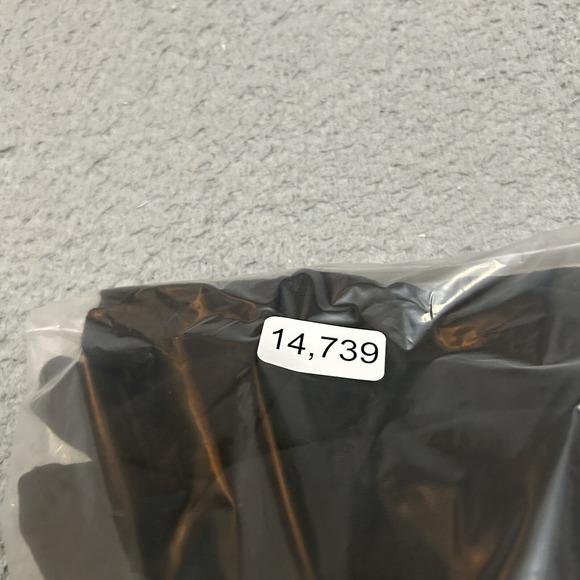 Carhartt Shirt Womens Large Black Short Sleeve Crew Neck Pocket Tee Loose Fit - Picture 10 of 10